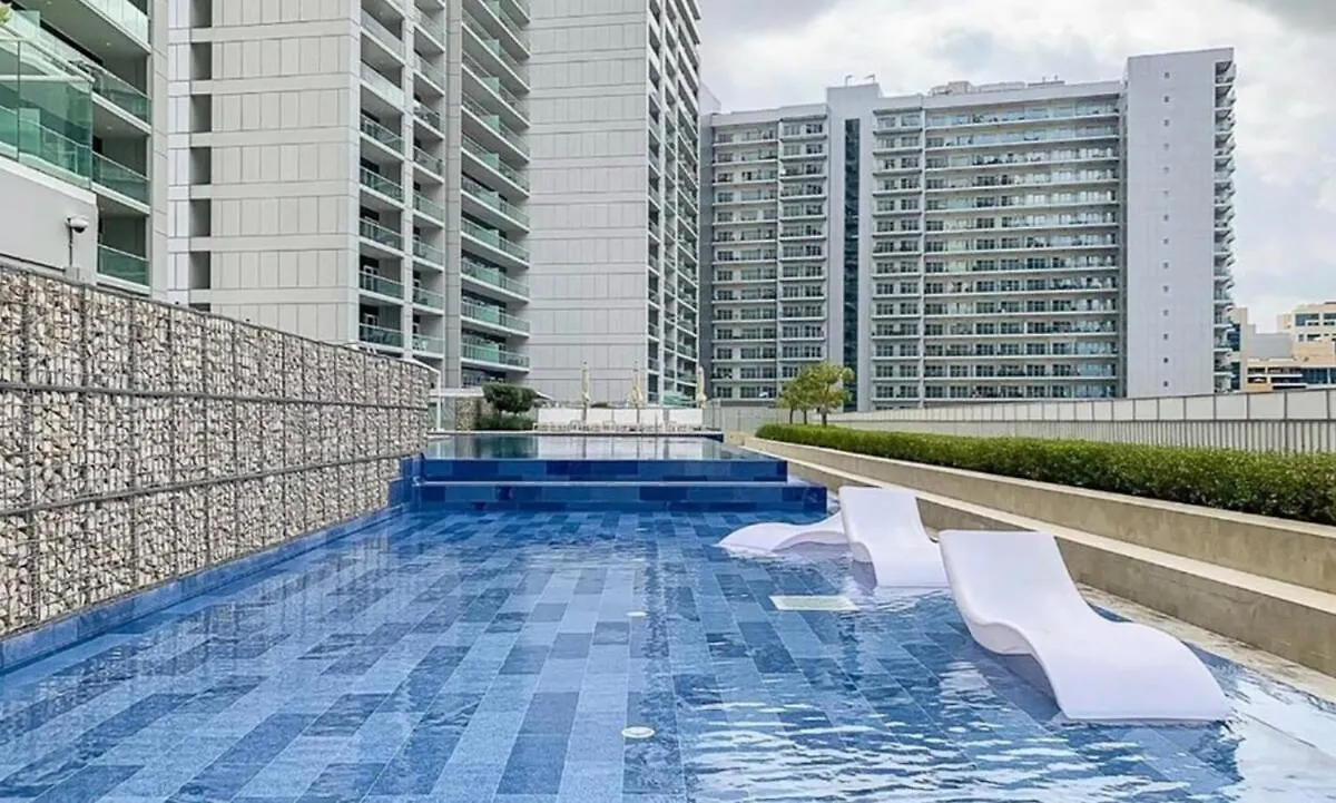 Business Bay 2 Bedroom With Burj Khalifa Views Ντουμπάι