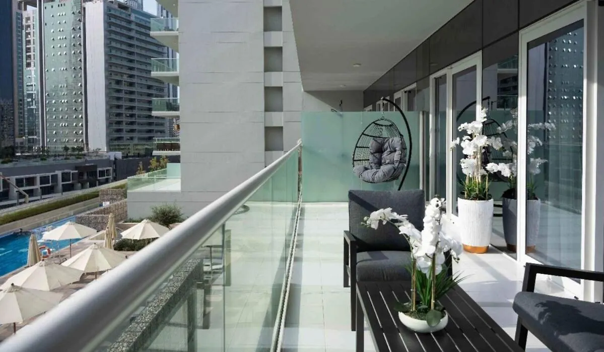 Business Bay 2 Bedroom With Burj Khalifa Views Dubai Vereinigte Arabische Emirate